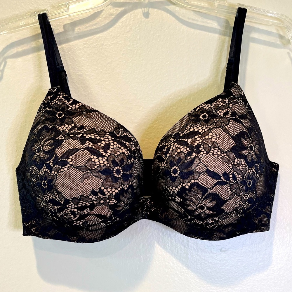 Victoria’s Secret Angels Embrace lace Bra size 36DD